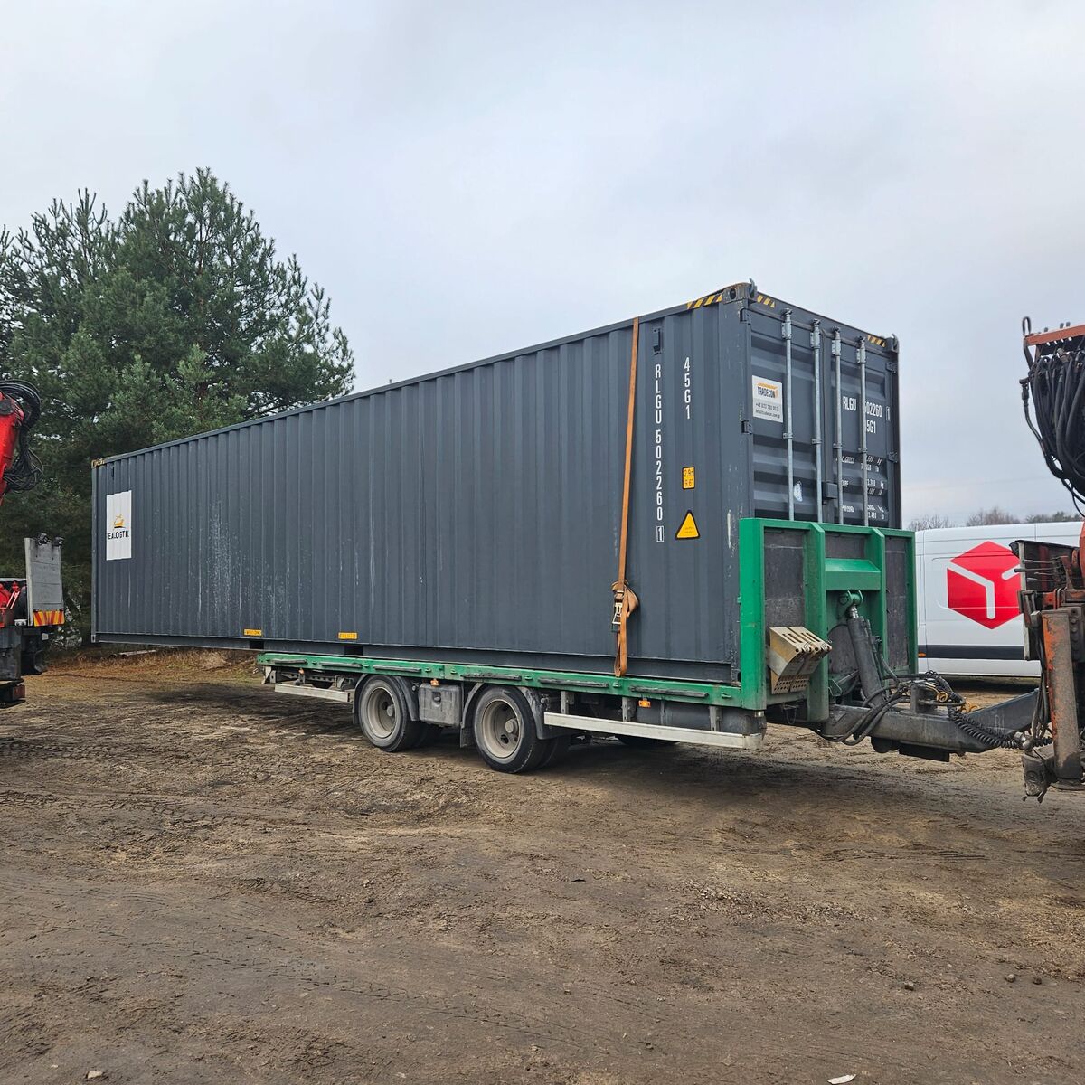 Transport HDS płyt drogowych i prefabrykatów